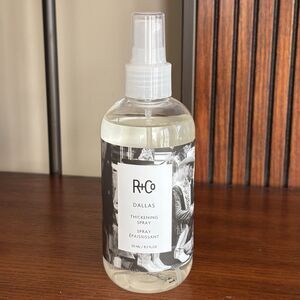 R & Co Dallas Hair Body Thickening Shine Spray 8.5 fl oz Vegan Parabin-Free NEW